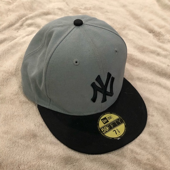 black yankees fitted hat